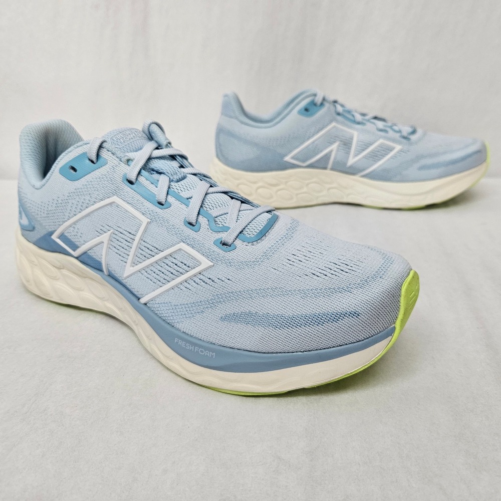 New Balance Fresh Foam 680v8 Running Shoes W680LT8 Light Blue Womens Size 8.5